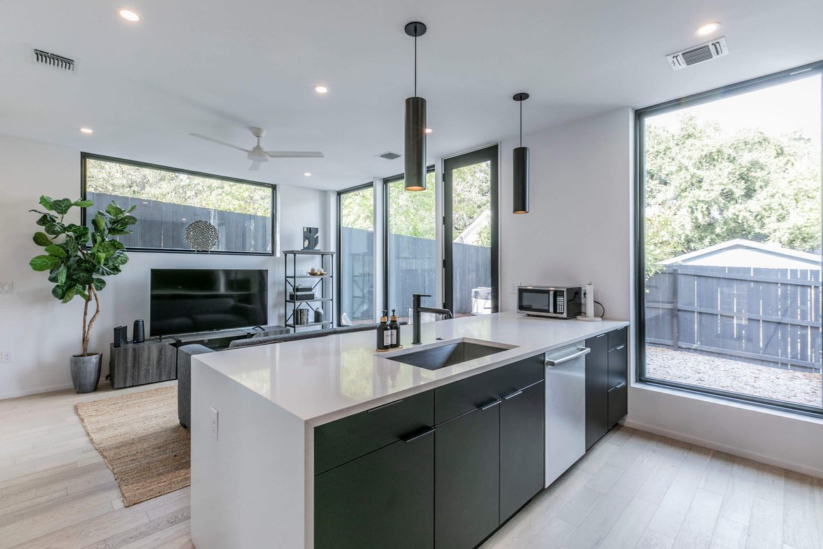 Dream Home in the heart of Austin/ Back House