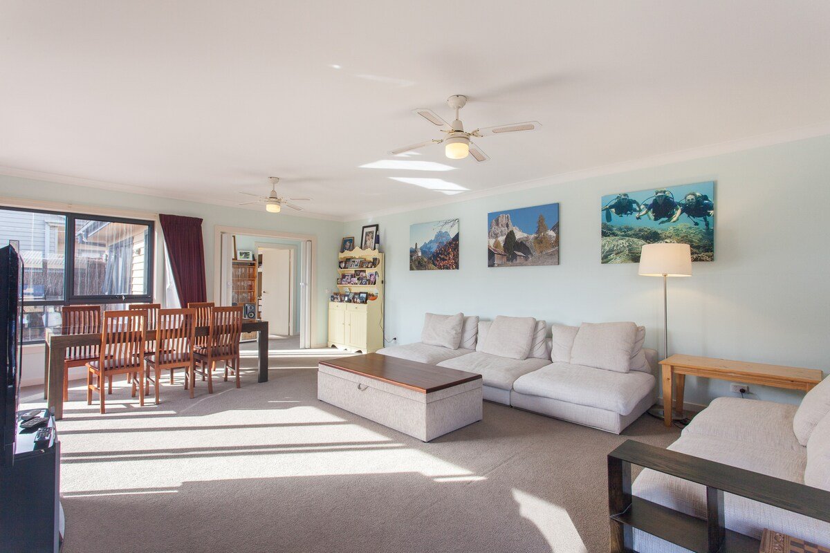 Beach house by a beautiful beach. gallery image 5