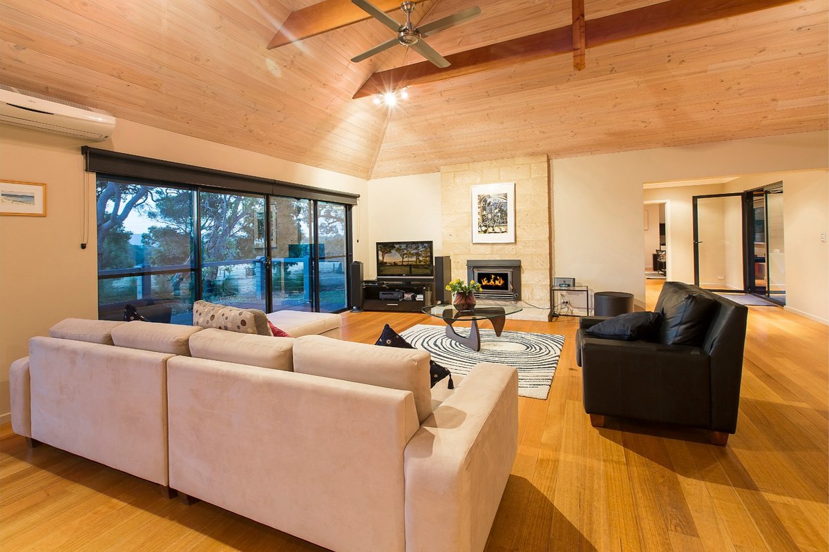 Roo-topia at Chez Nous—A Yallingup Sanctuary