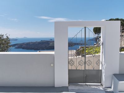 Villa DALI Danae with volcano view & large jacuzzi