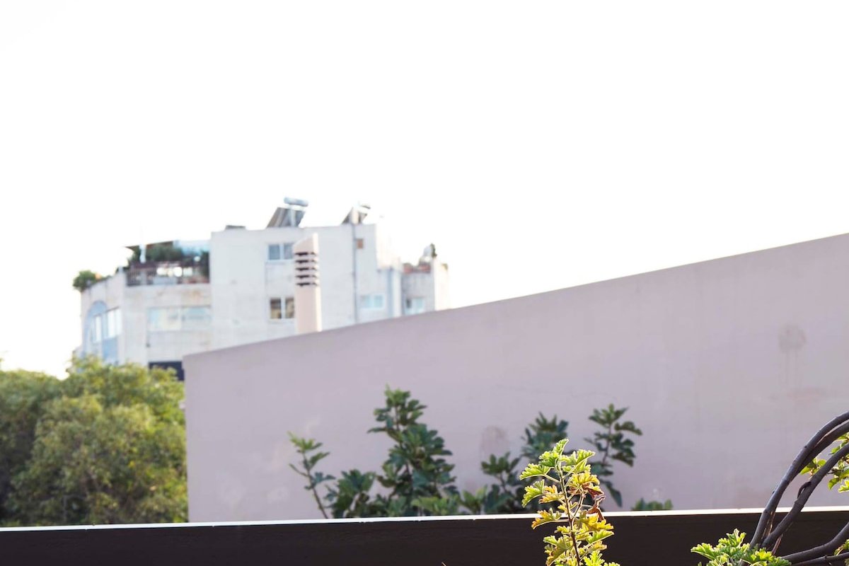 Grand Family Suite with Fabulous Balcony gallery image 5