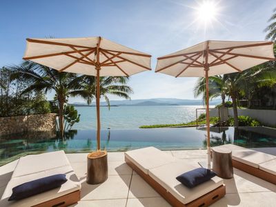 Solaris 3-bedroom Beachfront Villa in Koh Samui