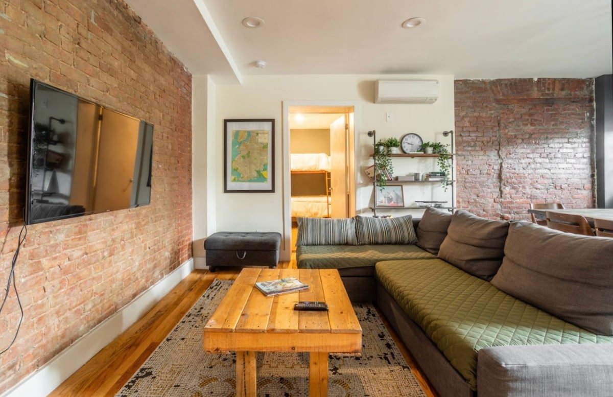 4 Bed in Williamsburg, Minutes from Manhattan gallery image 3