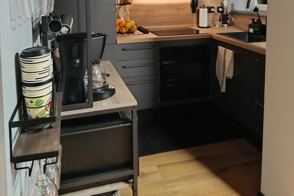 Trastevere Noir – Elegant Designed Apartment gallery image 5