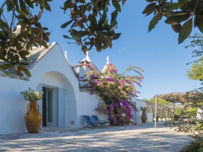 Amazing Trullo with pool. Wonderful location.