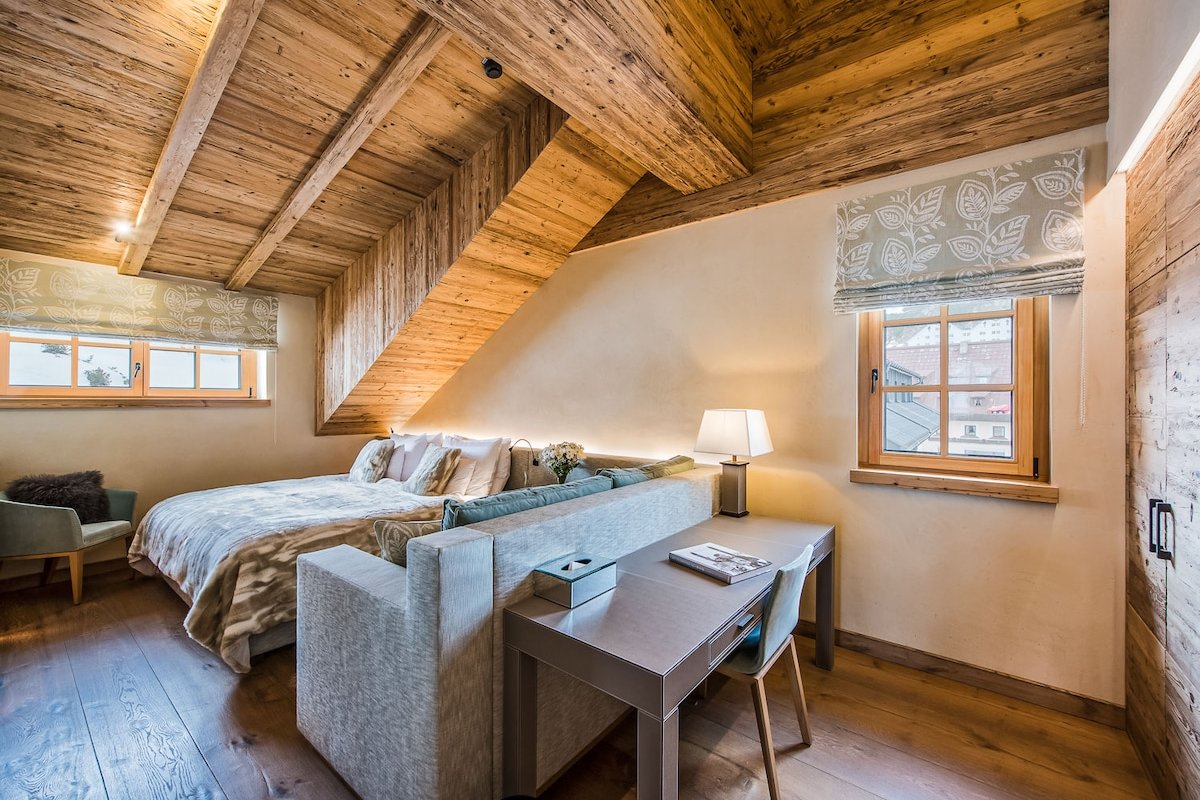 Crux Penthouse gallery image 3