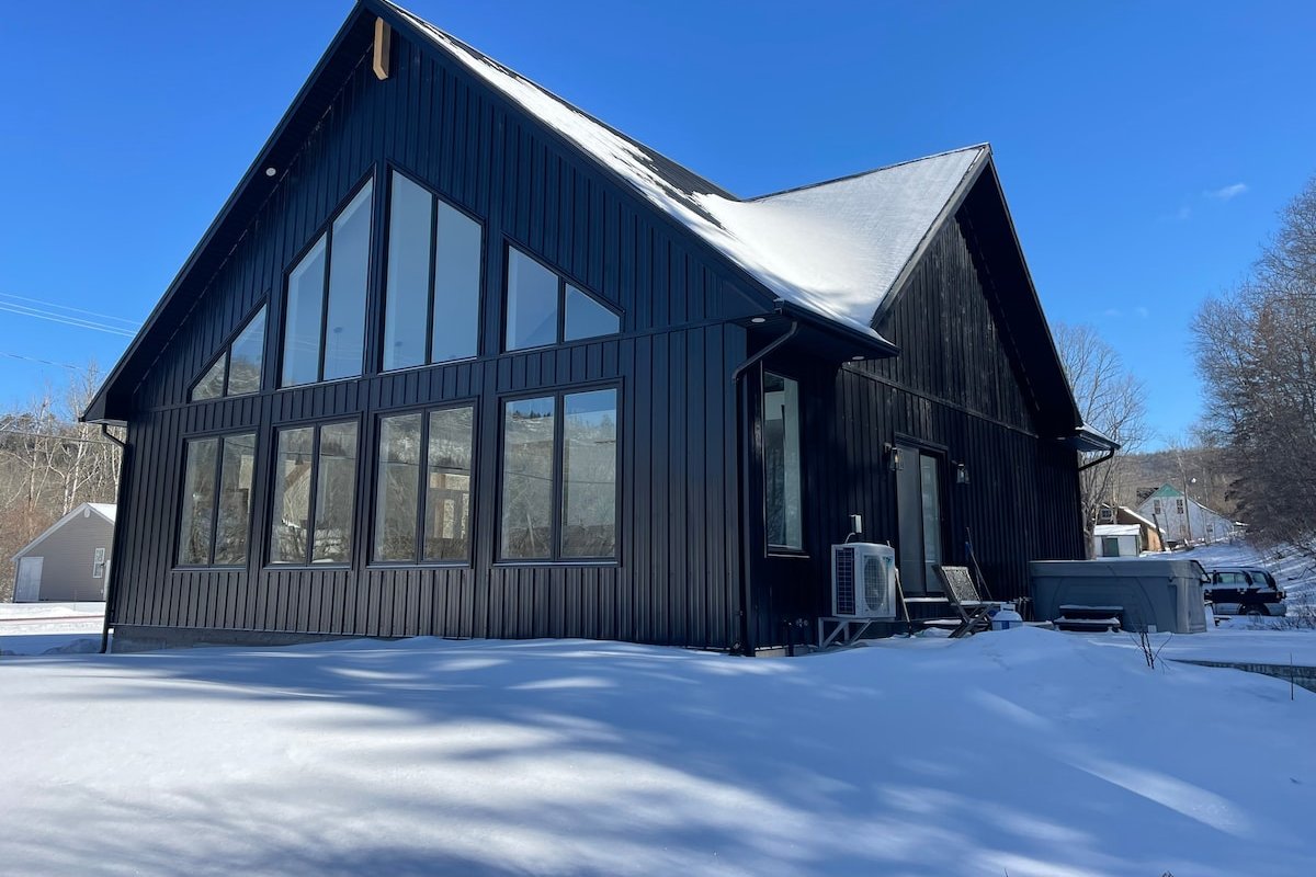 Murrickey Chalet (Sussex, NB) gallery image 2