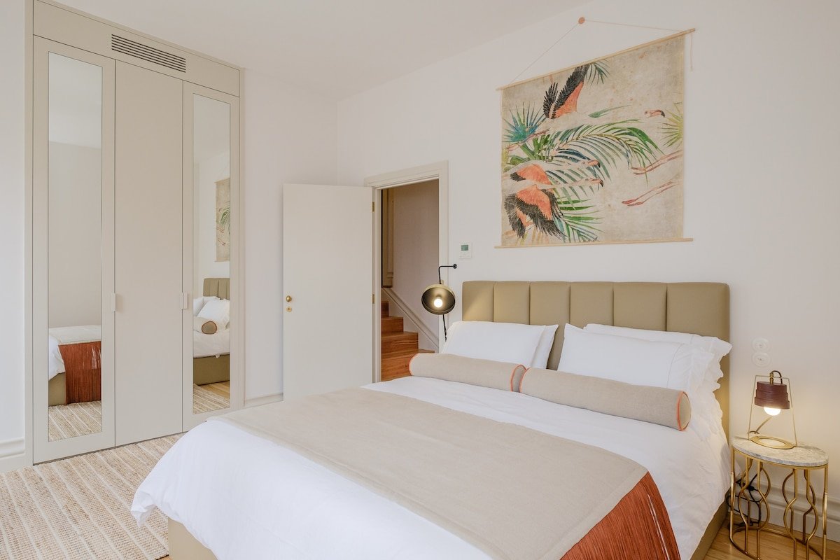 BOUTIQUE Rentals- Kihara’s Ribeira Apt great views gallery image 5