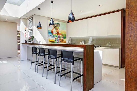 Photo 4 of Blinkwater Villa accommodation in Camps Bay, Cape Town with 4 bedrooms and 4 bathrooms