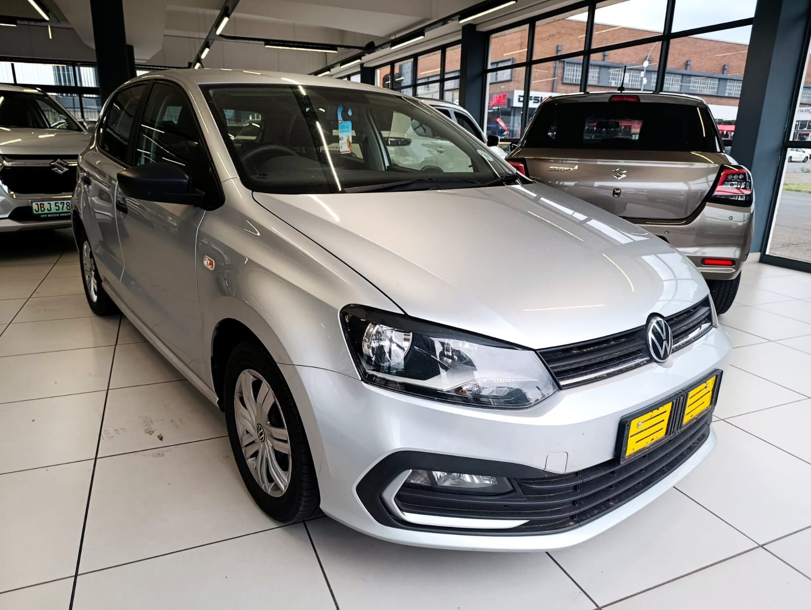 VOLKSWAGEN POLO VIVO 1.4 for Sale in South Africa