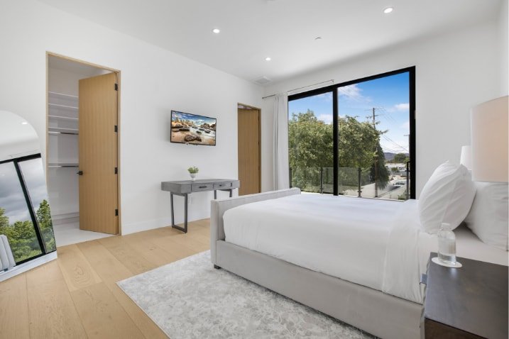 Resort-Style Retreat w/ Pool, Spa & Theater gallery image 5