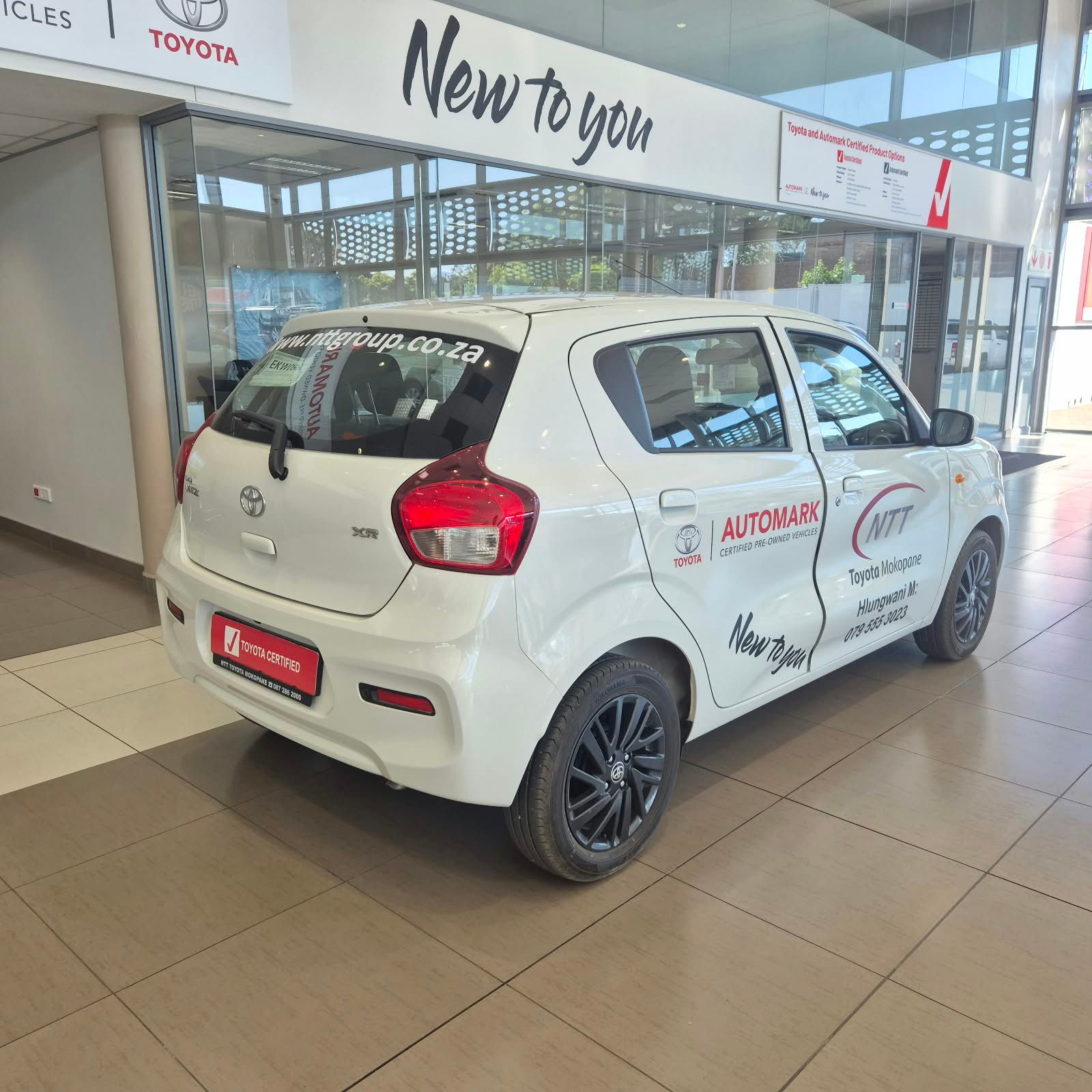 Used car gallery