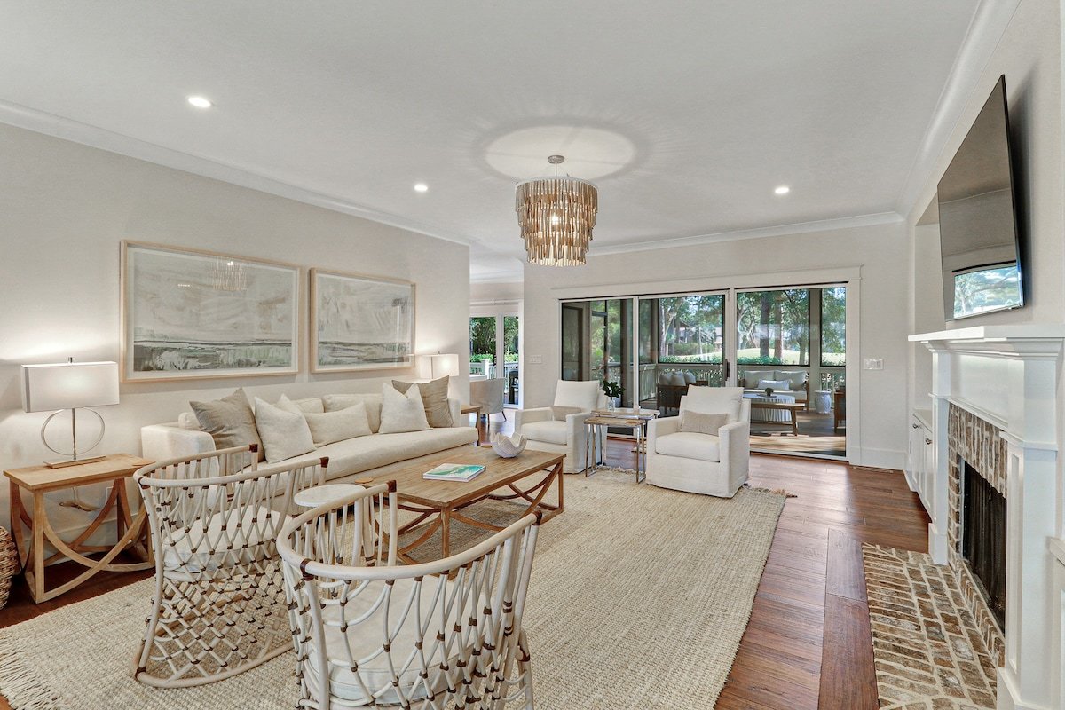 103 Governors gallery image 3