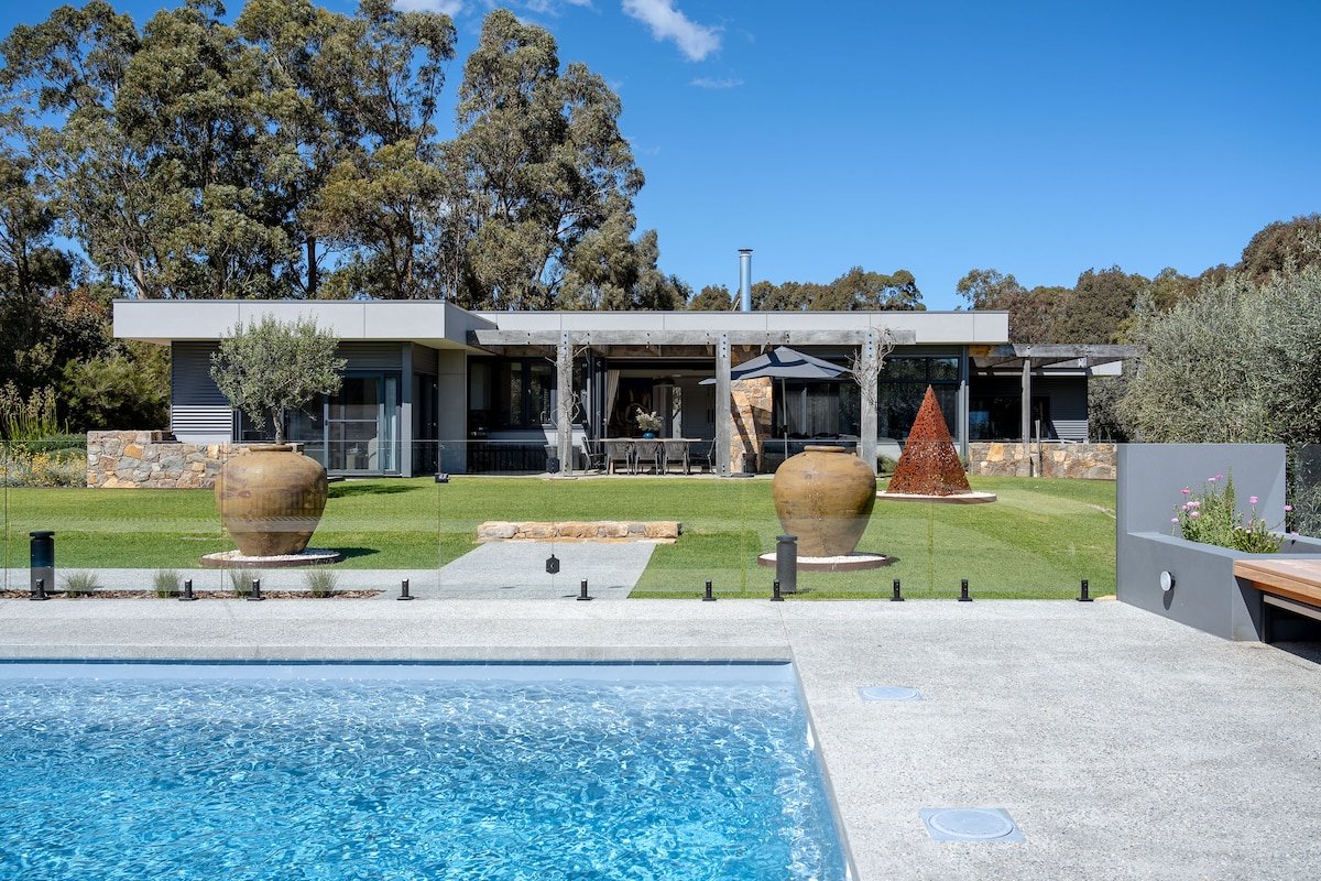 Ginahgulla Olive Estate I Private Properties gallery image 3