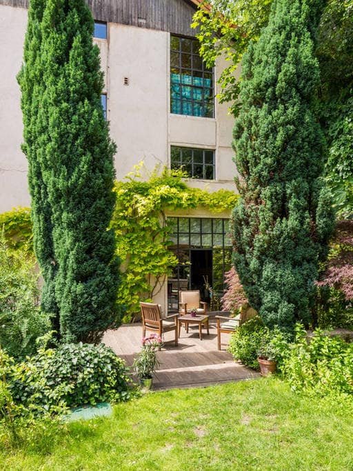 LOFT avec jardin – Vieux Lyon – 16 pers. max. gallery image 3