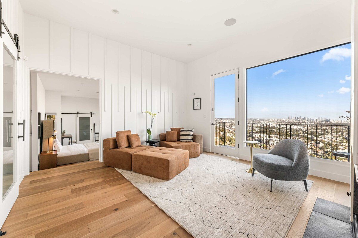 Hillside Haven | Infinity Pool & Skyline Views gallery image 3