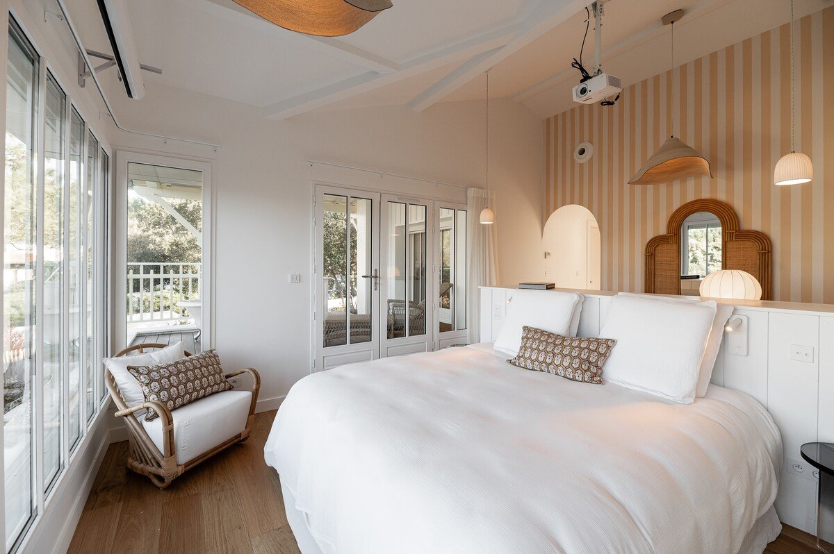 Superbe villa vue Bassin gallery image 3