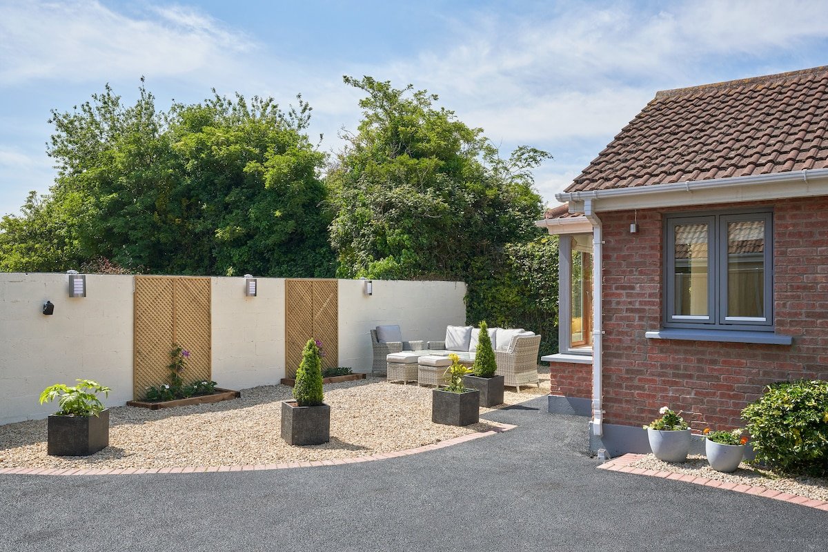 ‘Home from Home’, Luxury, Private Secure House gallery image 2