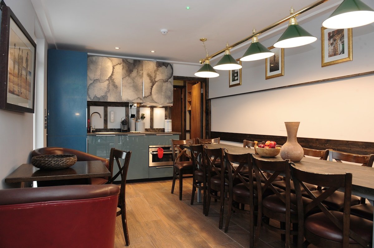 Talbot Coach House gallery image 2