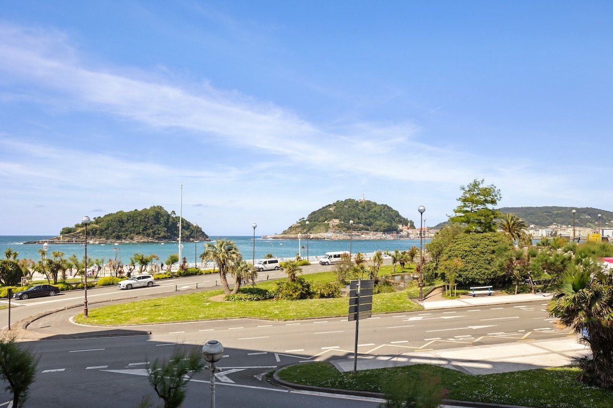 Palacio Miramar by FeelFree Rentals gallery image 4