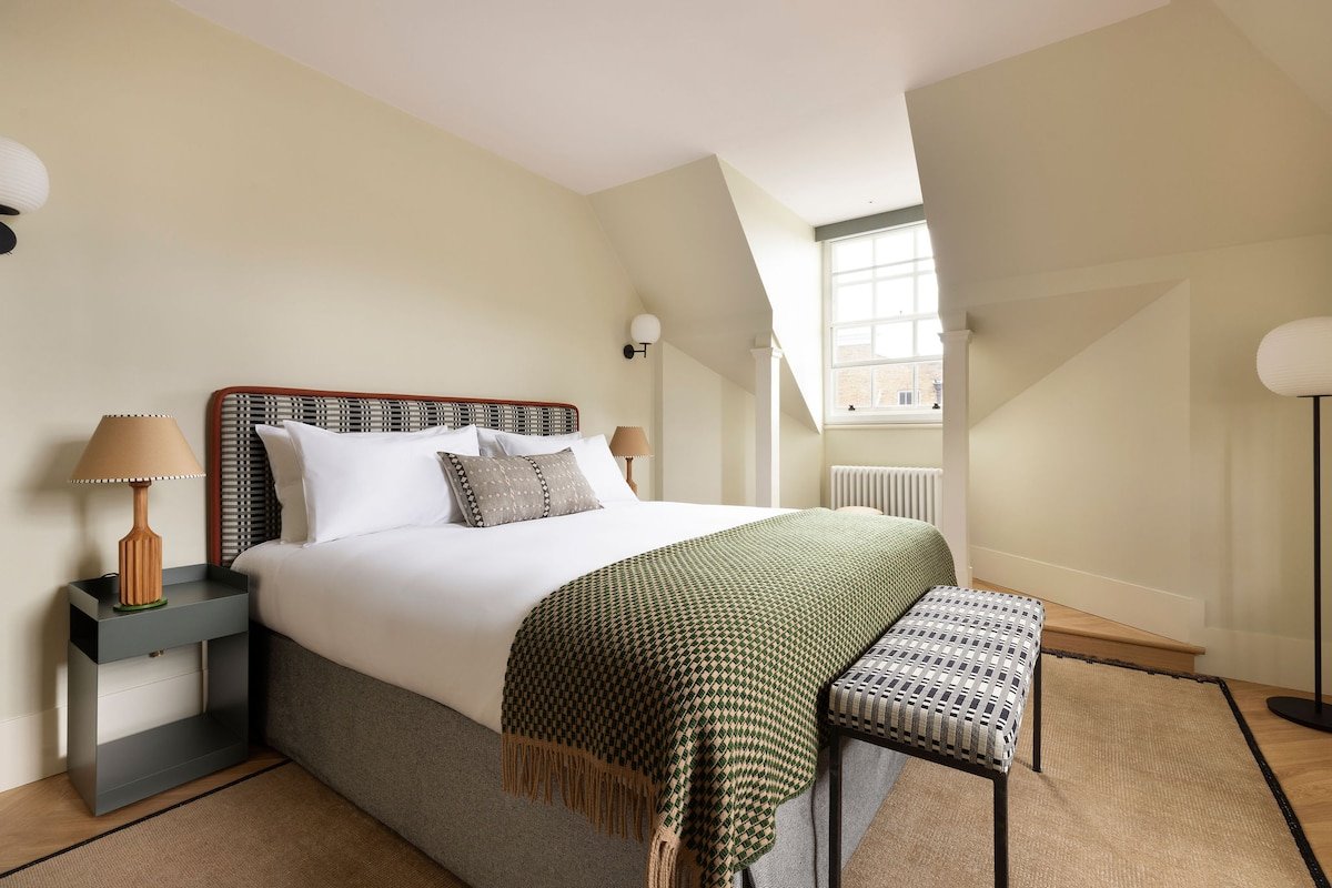 65 Harley Street (Apartment 10) gallery image 4