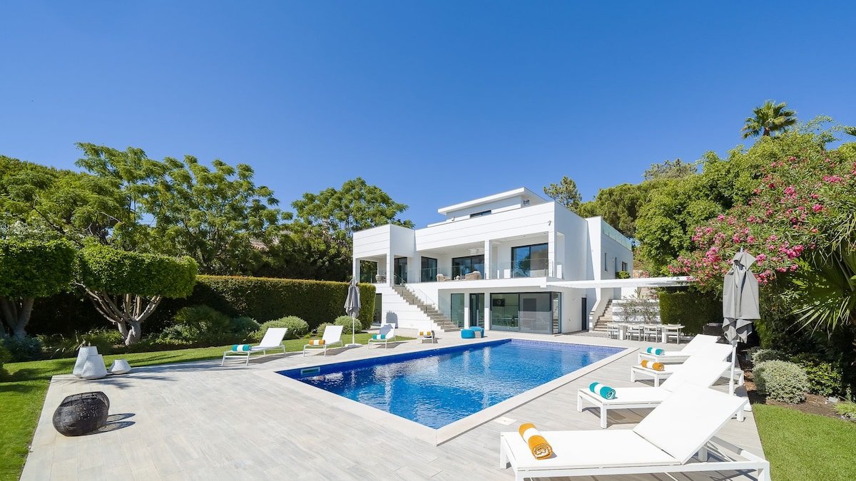 Villa Sole in Quinta do Lago by LovelyStay