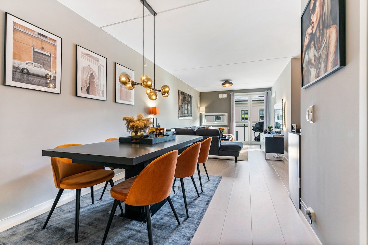 Exclusive apartment w/balcony and central location gallery image 2