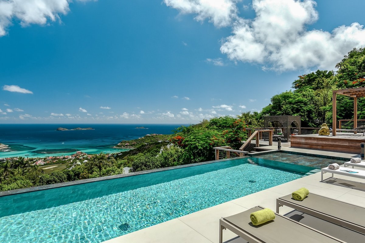 Krystel gallery image 3