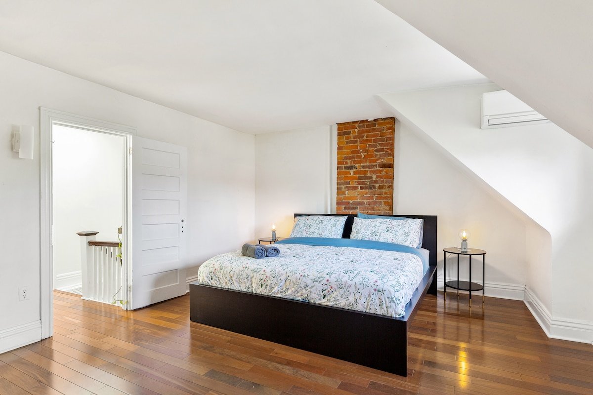 Historic Edwardian Gem in Downtown Toronto gallery image 4