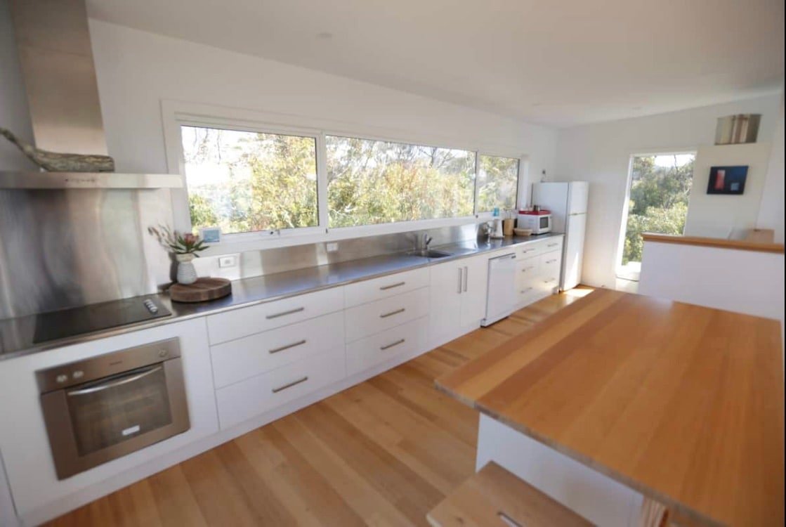 THE SHACK – panoramic beach and ocean views gallery image 5