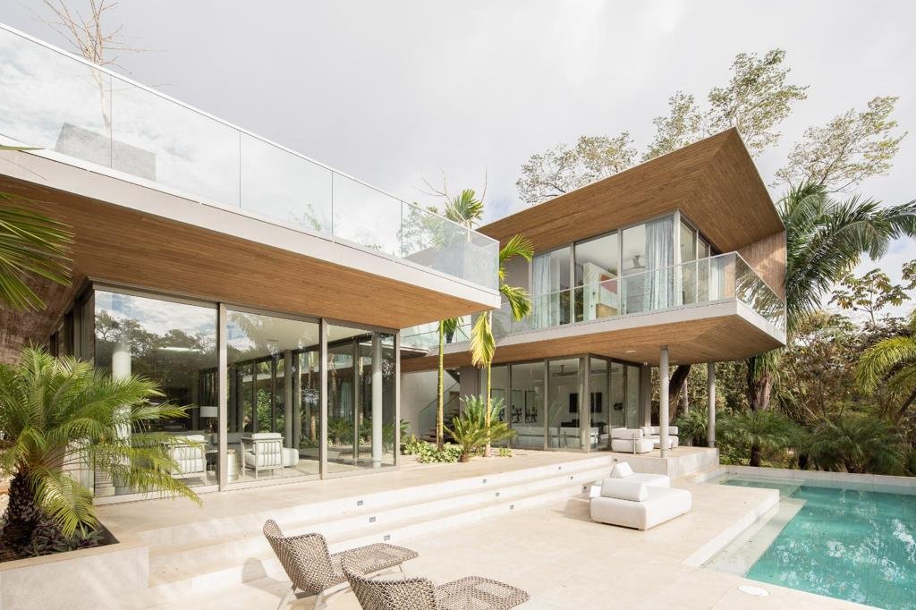 Playa Guiones Family Luxury