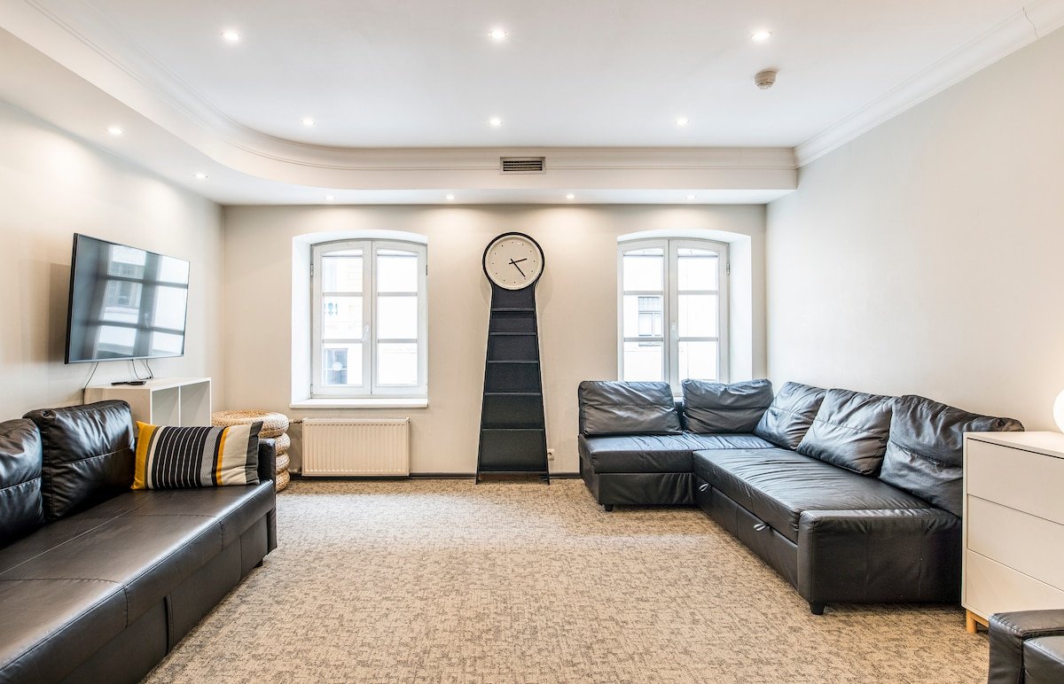 L⓶ Lacplesa | by Dandelion Apartments & Suites gallery image 3