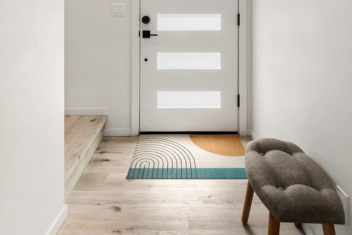 Emerald City Chic 2B/2B | Skyline/Water Views gallery image 5