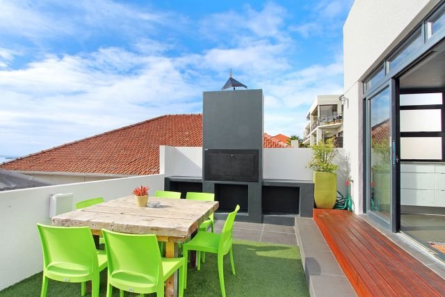 Lifestyle, mountain, sea and stadium views gallery image 4