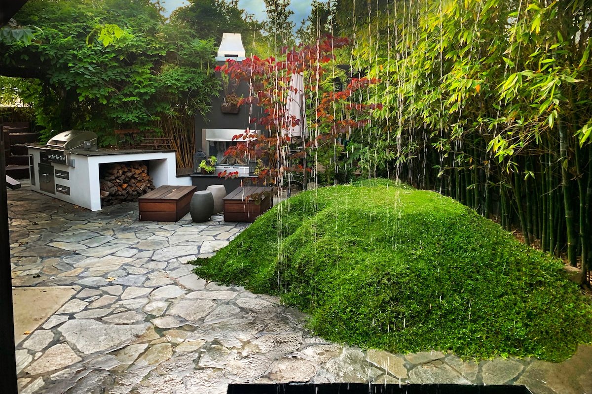 Private house & Gardens – blocks to Amazon + Apple gallery image 2