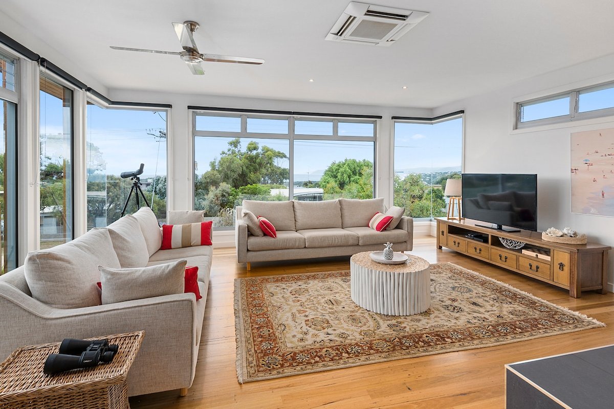 Aires Coastal Beach House Luxury | Ocean Views gallery image 2