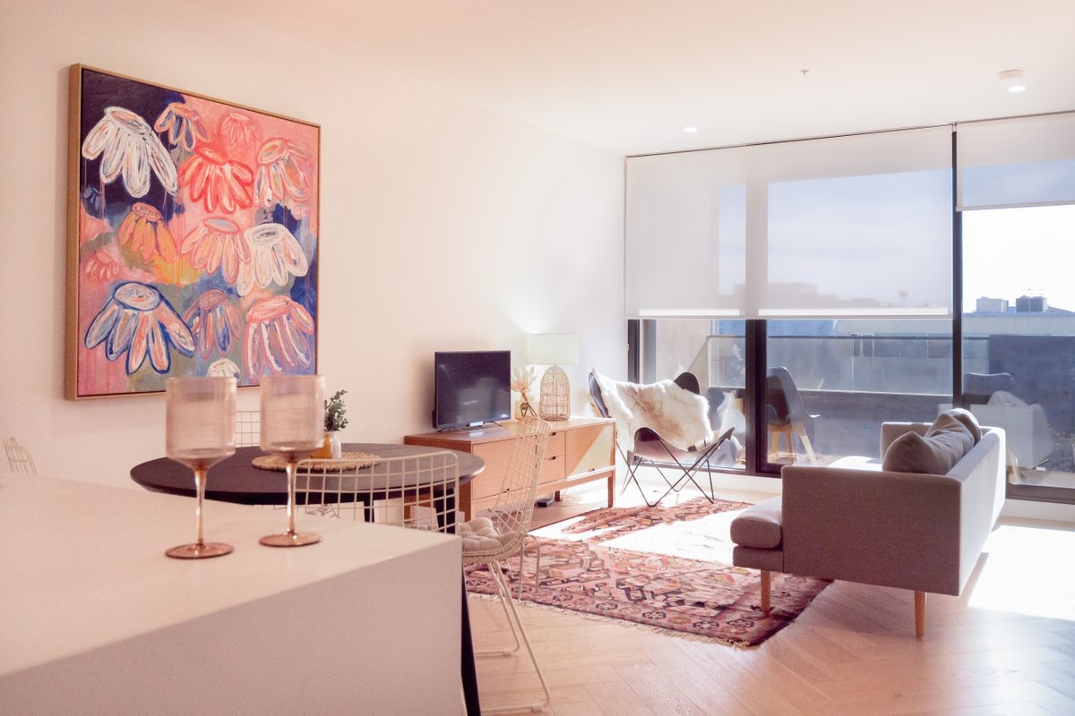 Stylish 2Bed Apartment in Fitzroy – FREE parking