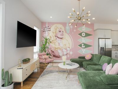 Large Groups~Renovated Nash themes~Sleeps 20+