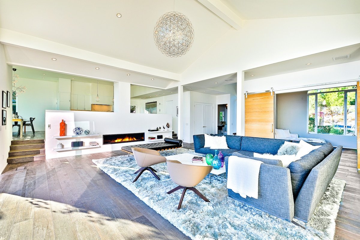 Malibu Villa 180 Degree Unobstructed Ocean Views gallery image 4
