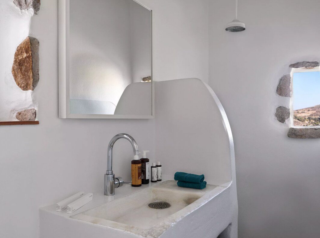 Elegant 3BR Maisonette • Private Pool & View gallery image 4