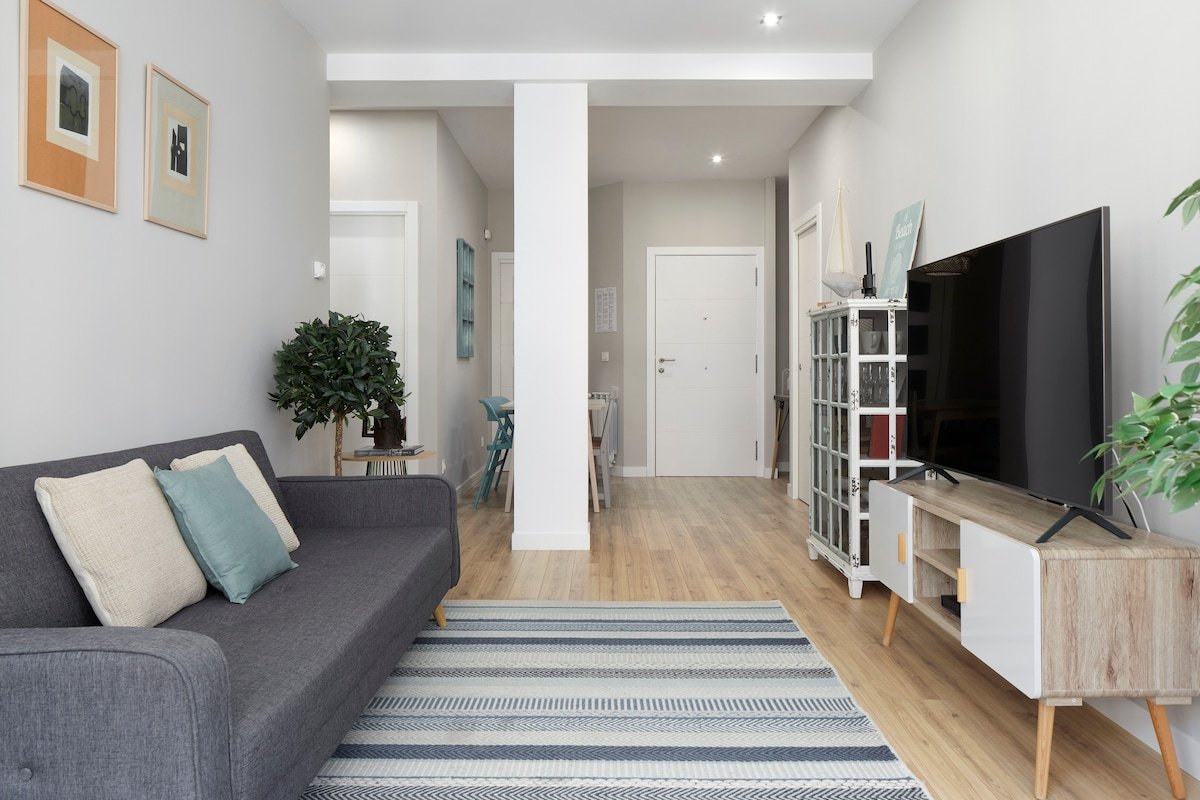 CONCHA SUITE Brand NEW & Style gallery image 5