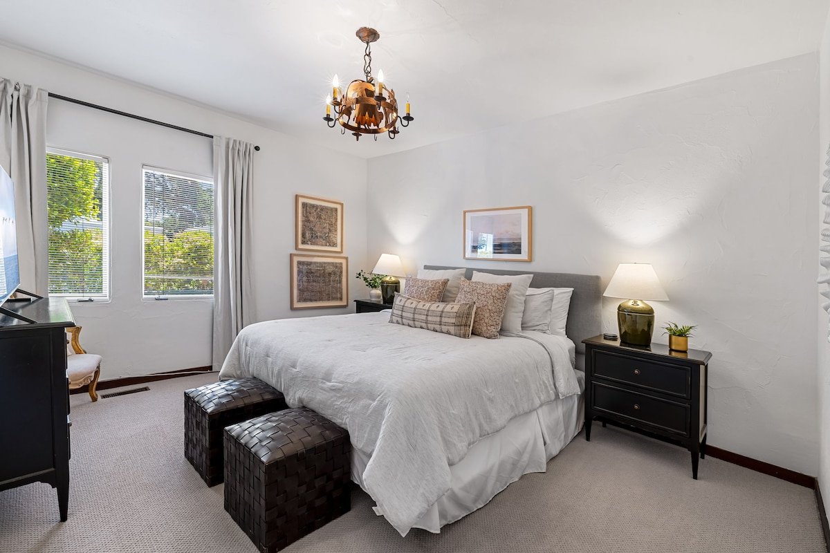 3263 Villa by the Sea ~ Newly Remodeled, Bay View gallery image 2