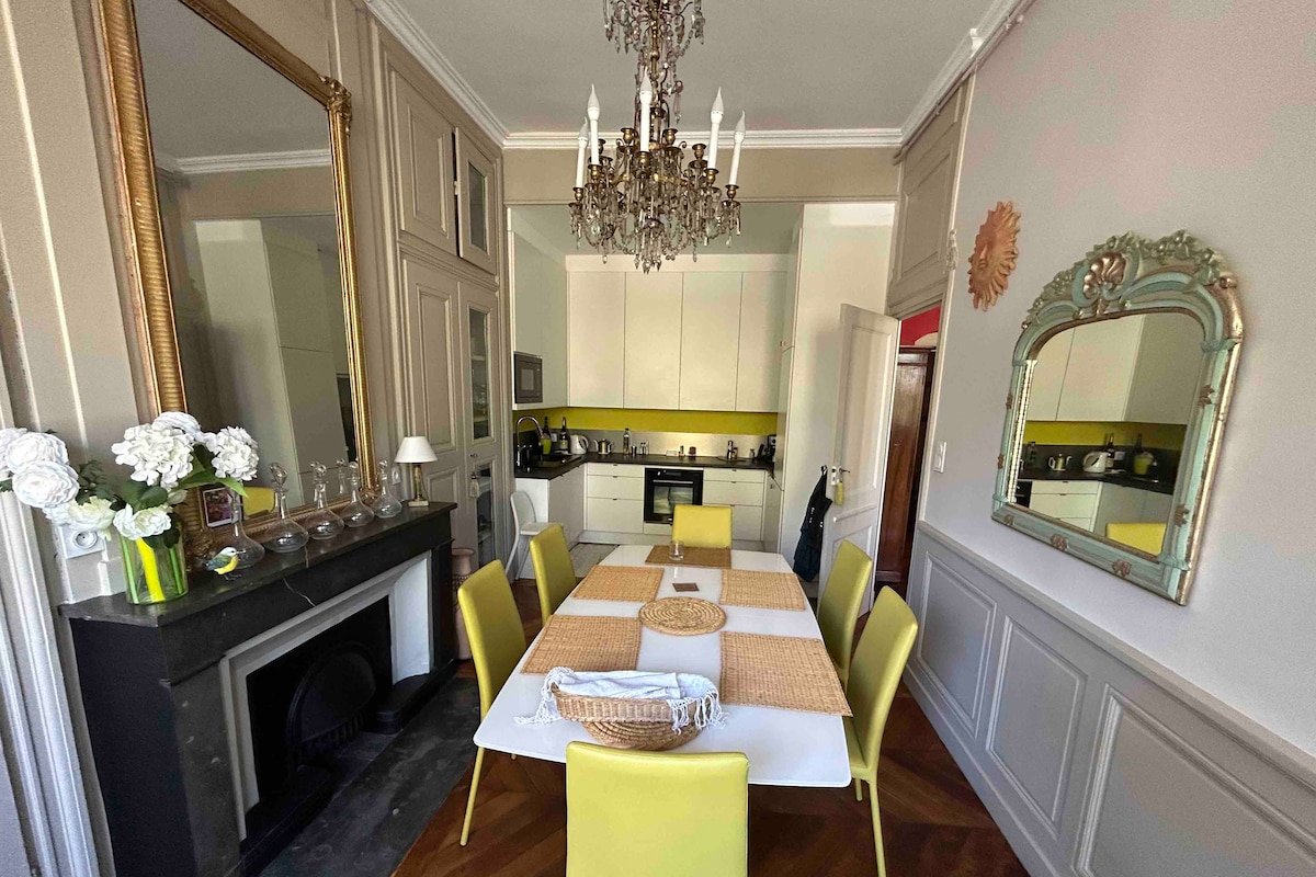 Les 24 colonnes / vue sur les quais gallery image 2