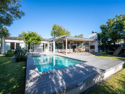 Villa with Pool, Table Mountain View & Kids’ Area