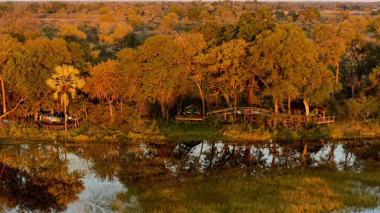 Macatoo Camp - African Horseback Safaris Family and Friends Suite