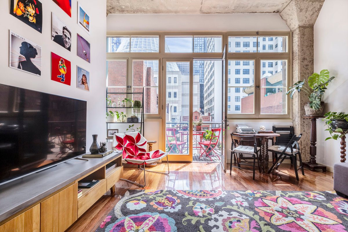 Eclectic Warehouse In Historic CBD Dovers Building