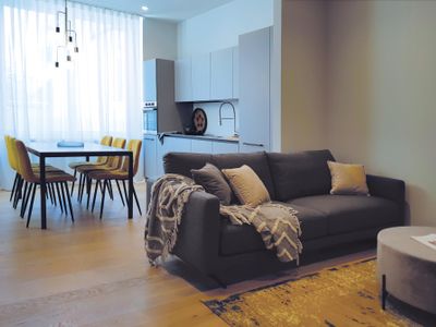 AR Airport Bergamo Pet free Parking free