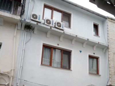 J – Full House For 20 ! Persons