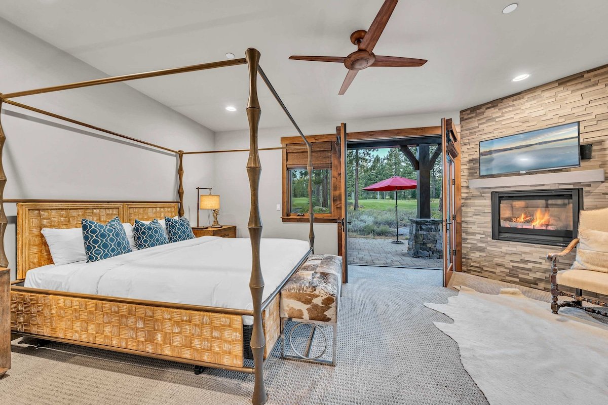 Schaffer’s Mill Escape | Golf Views & Near Skiing gallery image 2