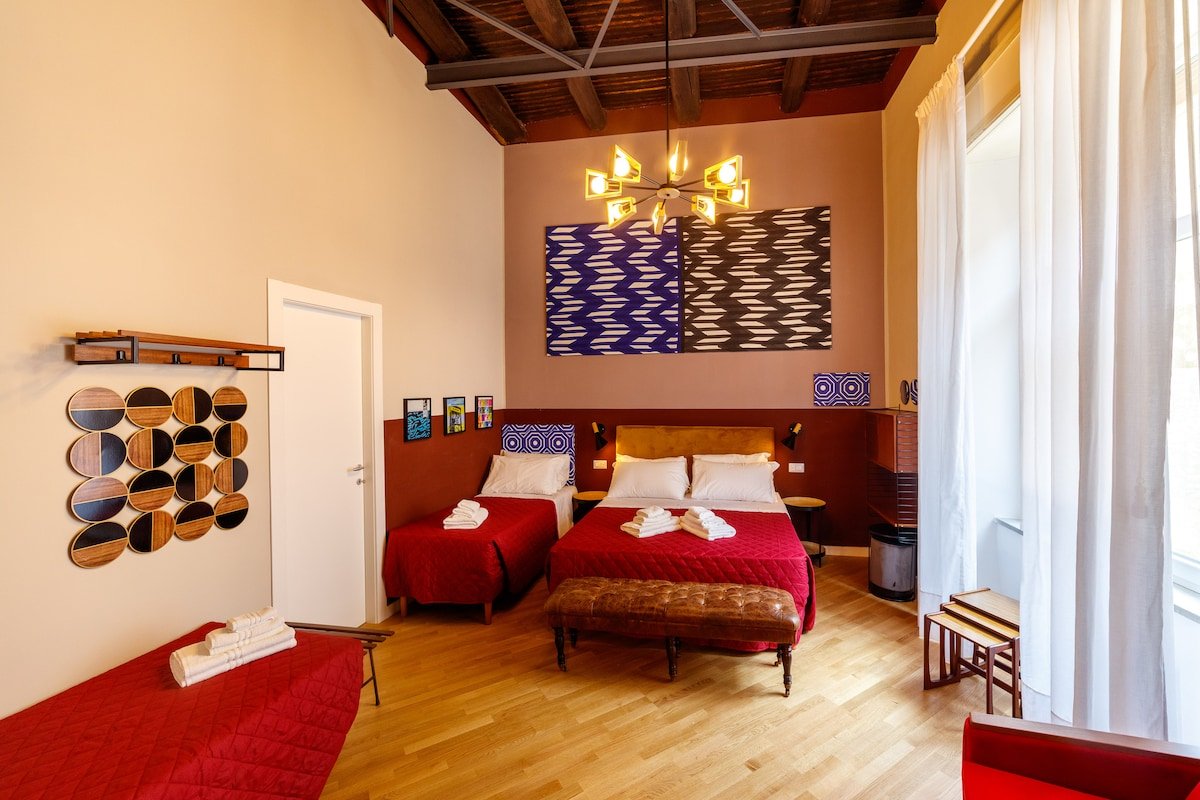 Bellini Design Complete Apartment, three bd+3 bath gallery image 3